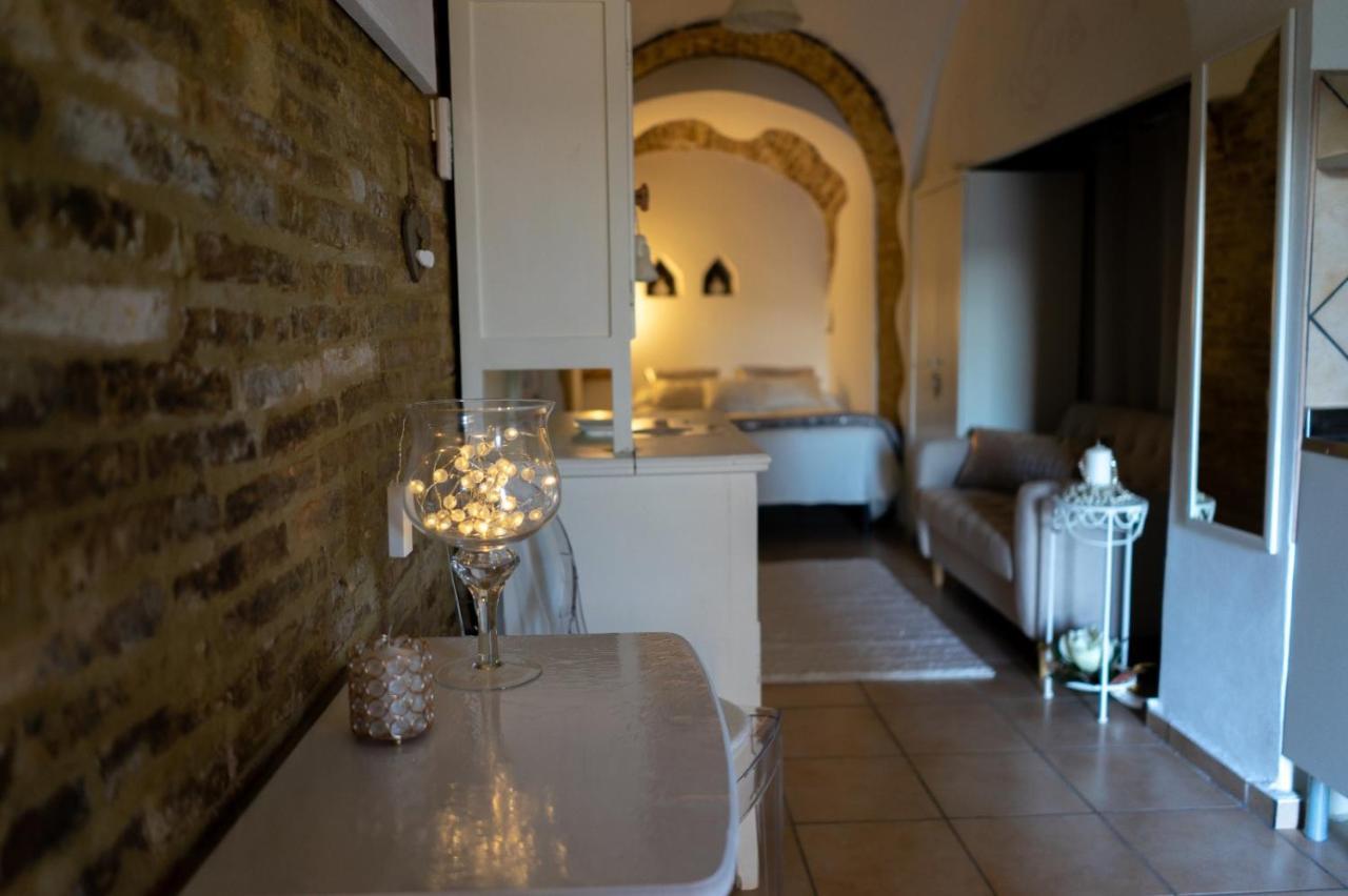 B&B Alexander Pollutri Luaran gambar