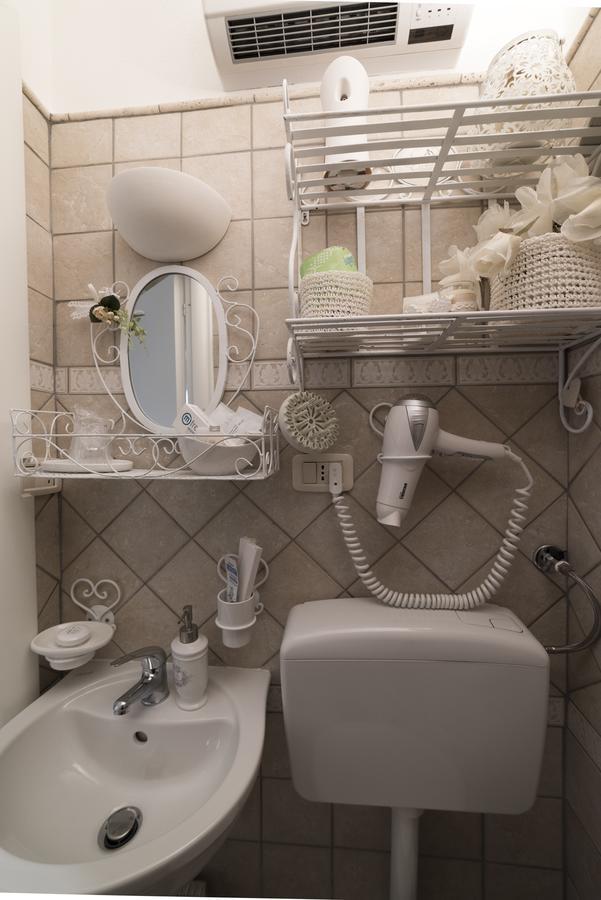 B&B Alexander Pollutri Luaran gambar